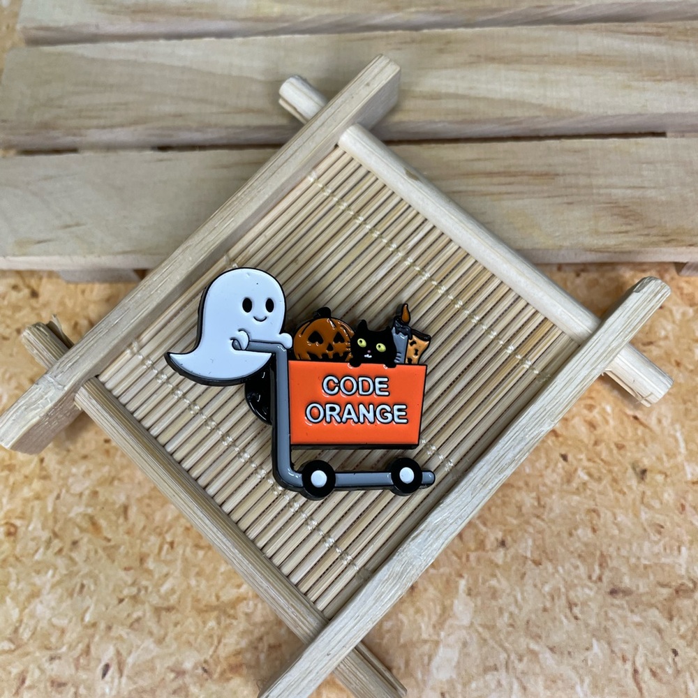 Halloween Theme Pin
